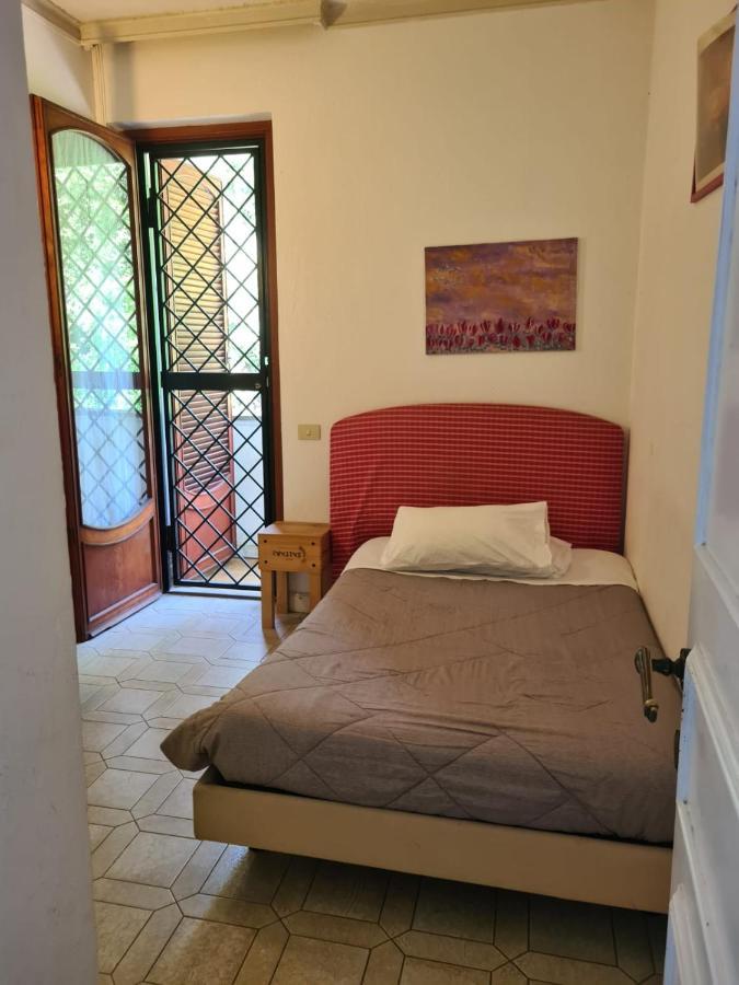 Bed and Breakfast La Casa Di Nataly Fregenae Exterior foto